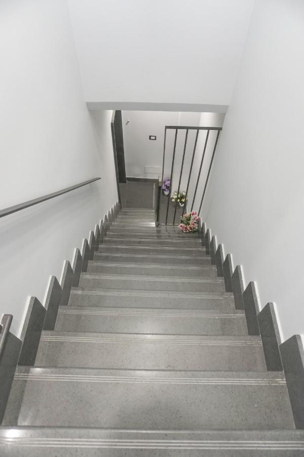 B&B Porta Garibaldi Catánia Buitenkant foto