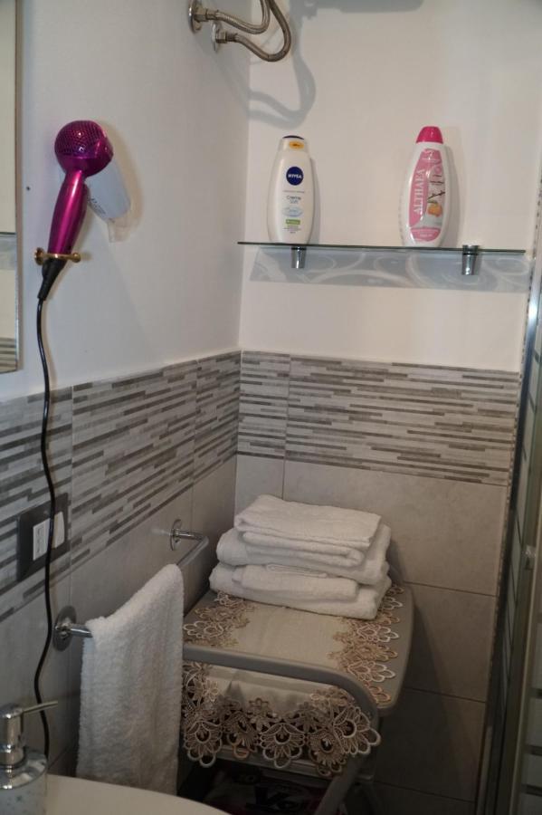 B&B Porta Garibaldi Catánia Buitenkant foto